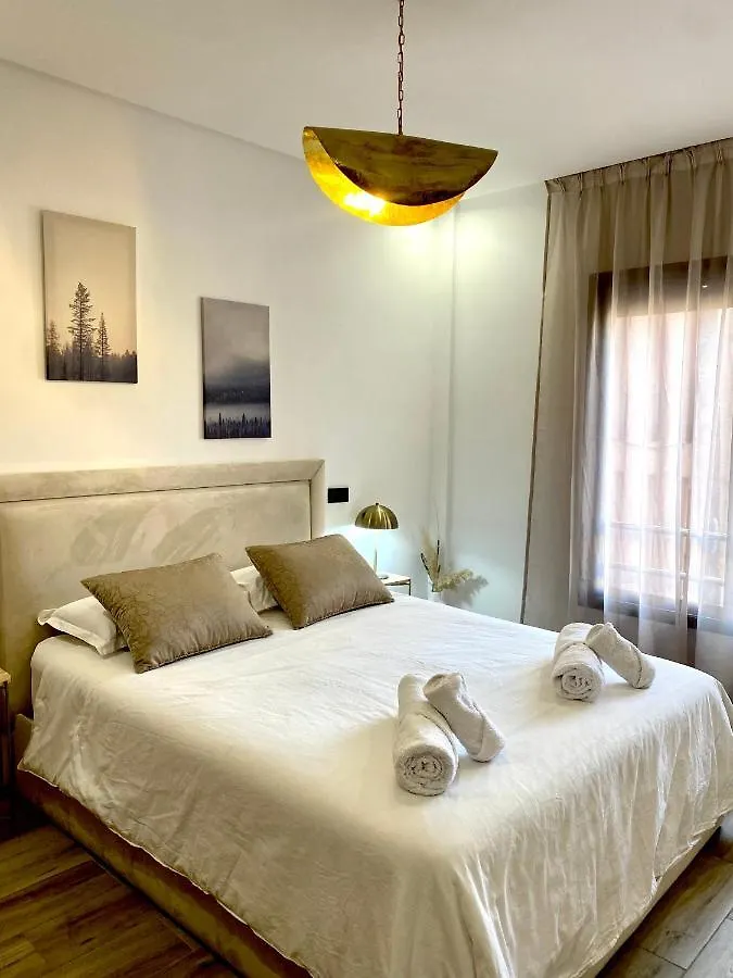 Rooftop Pool, Bright & Cozy Apartment In City Center Marrakesh