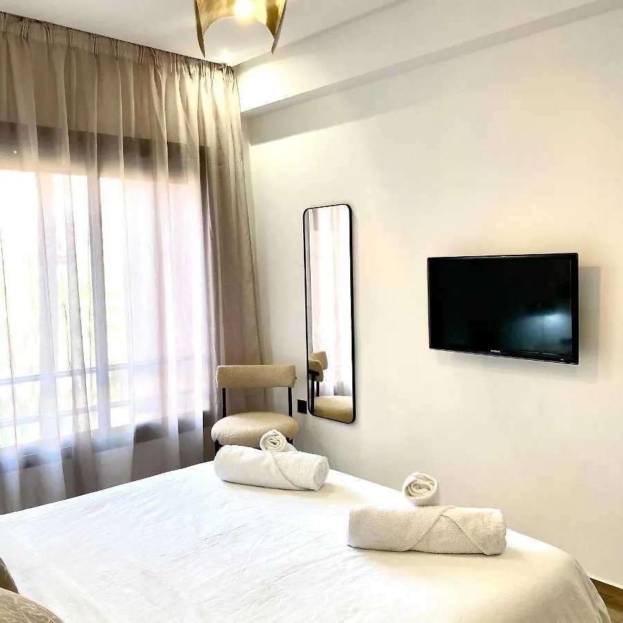 Rooftop Pool, Bright & Cozy Apartment In City Center Marrakesh 0*,  Morocco