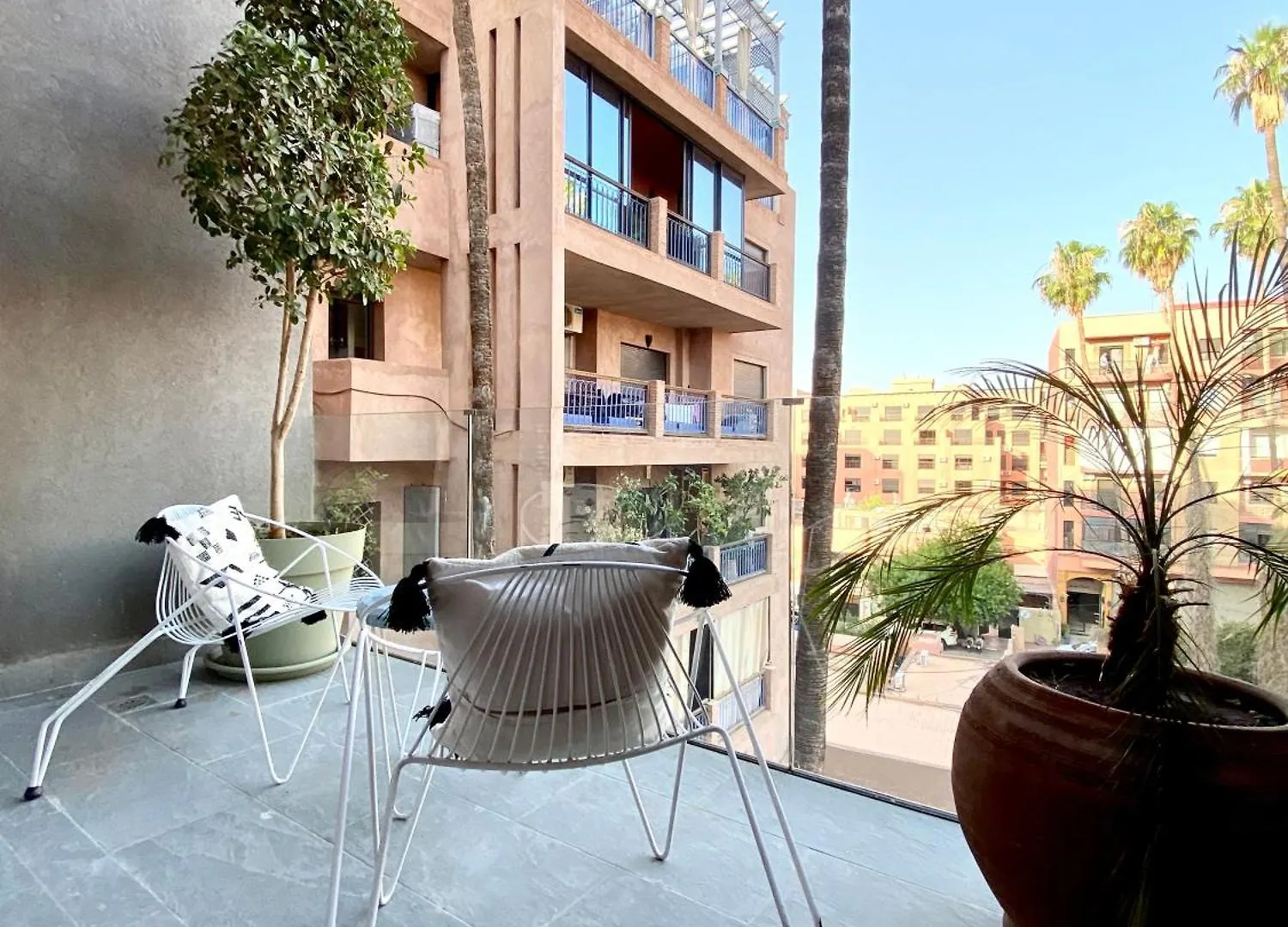 Rooftop Pool, Bright & Cozy Apartment In City Center Marrakesh